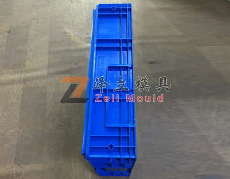Crate mould