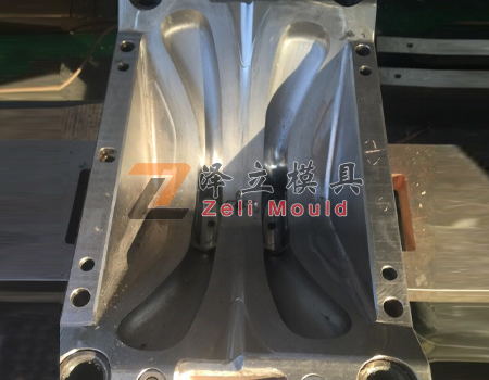 Hanger mould