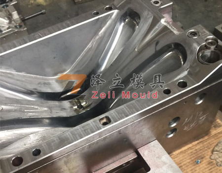 Hanger mould